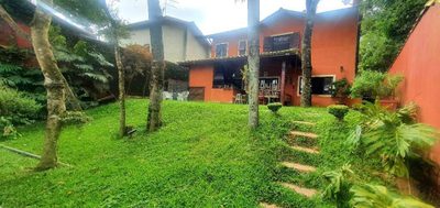 Casa, 4 quartos, 213 m² - Foto 1