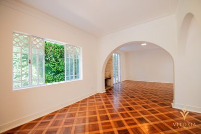 Casa, 4 quartos, 250 m² - Foto 1