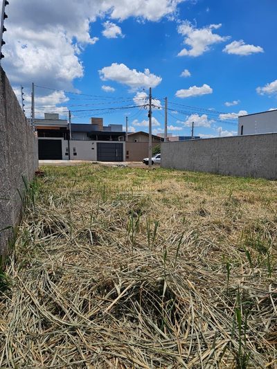 Terreno, 200 m² - Foto 1