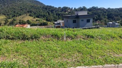 Loteamento e Condomínio, 300 m² - Foto 3