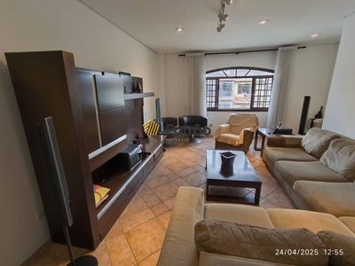 Sobrado, 4 quartos, 265 m² - Foto 1