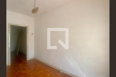 Casa, 2 quartos, 250 m² - Foto 1