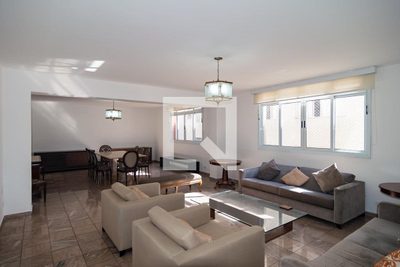 Apartamento, 3 quartos, 230 m² - Foto 1