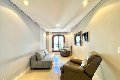 Apartamento, 3 quartos, 225 m² - Foto 1