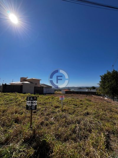 Terreno, 257 m² - Foto 1