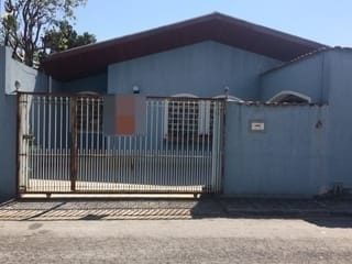 Casa, 3 quartos, 200 m² - Foto 1