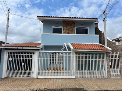 Casa, 7 quartos, 288 m² - Foto 2