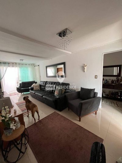 Casa, 3 quartos, 246 m² - Foto 2