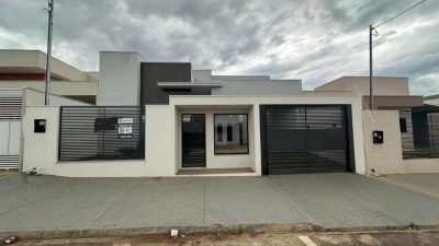 Casa, 3 quartos, 134 m² - Foto 1