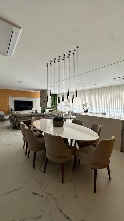 Apartamento, 3 quartos, 239 m² - Foto 1