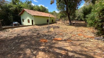 Sítio, 4 quartos, 1000 m² - Foto 2