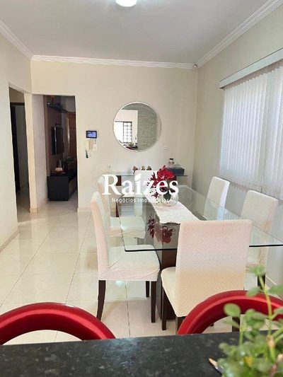 Casa, 3 quartos, 165 m² - Foto 2