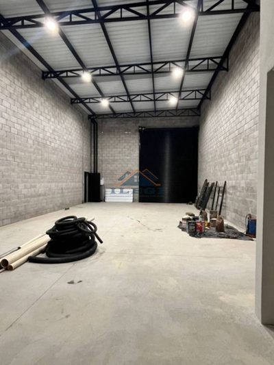 Depósito-Galpão, 233 m² - Foto 3