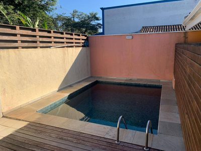 Casa, 3 quartos, 180 m² - Foto 1
