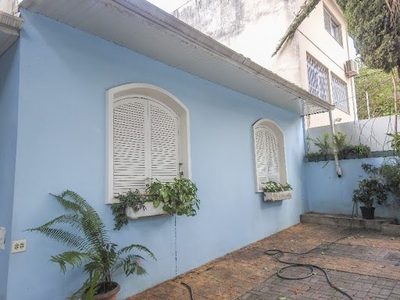 Casa, 3 quartos, 235 m² - Foto 1