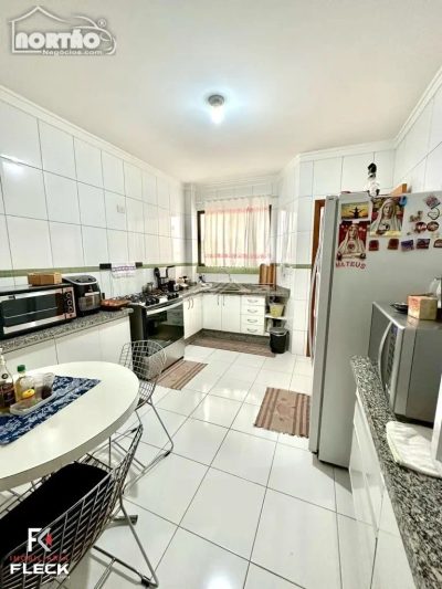 Casa, 4 quartos, 118 m² - Foto 3