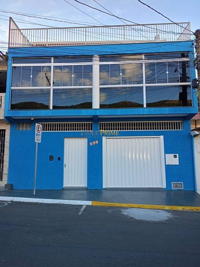 Casa, 4 quartos, 550 m² - Foto 1
