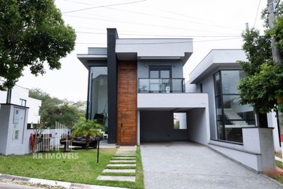 Casa, 3 quartos, 305 m² - Foto 1