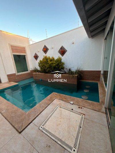 Casa, 3 quartos, 200 m² - Foto 1