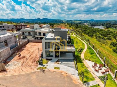 Sobrado, 3 quartos, 304 m² - Foto 3