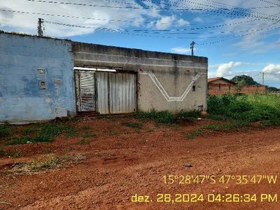 Casa, 2 quartos, 225 m² - Foto 1