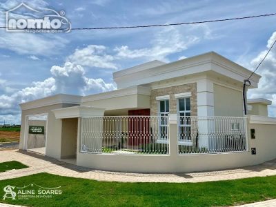 Casa, 4 quartos, 202 m² - Foto 1