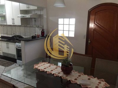 Casa, 3 quartos, 131 m² - Foto 2