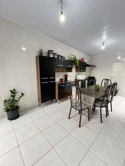 Casa, 3 quartos, 180 m² - Foto 2