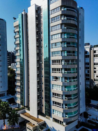 Apartamento, 3 quartos, 202 m² - Foto 1