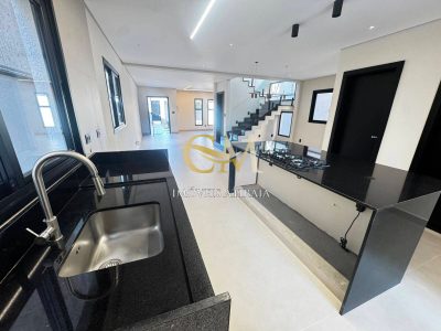 Casa, 3 quartos, 690 m² - Foto 2
