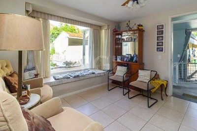 Casa, 3 quartos, 227 m² - Foto 2