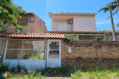Casa, 4 quartos, 197 m² - Foto 1