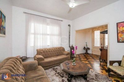 Casa, 3 quartos, 290 m² - Foto 1