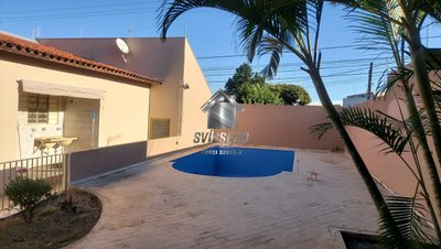 Casa, 3 quartos, 195 m² - Foto 1