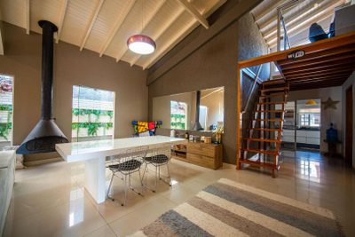 Casa, 3 quartos, 231 m² - Foto 3