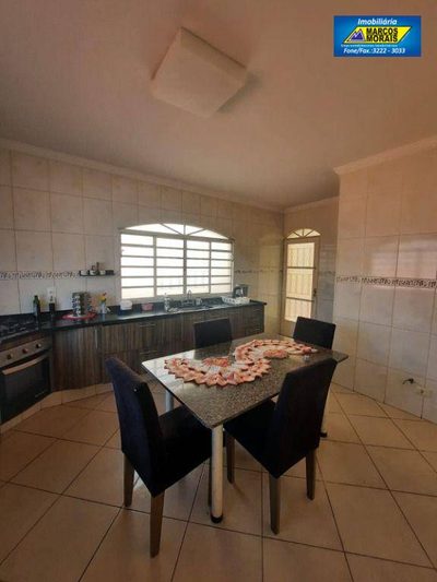 Casa, 3 quartos, 250 m² - Foto 5