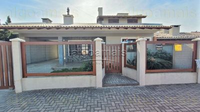 Casa, 4 quartos, 215 m² - Foto 1