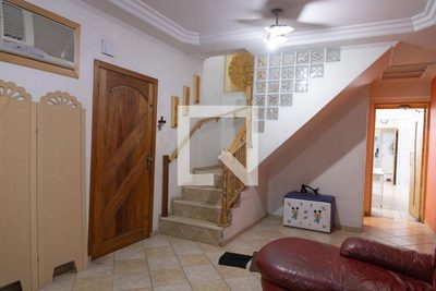Casa, 5 quartos, 240 m² - Foto 4