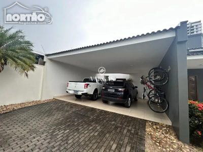Casa, 3 quartos, 291 m² - Foto 2