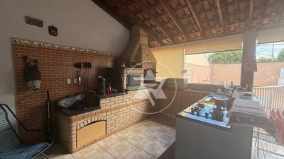 Casa, 2 quartos, 198 m² - Foto 1