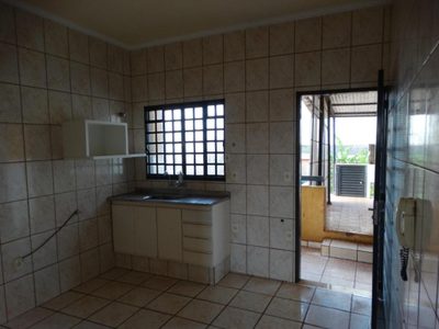 Casa, 6 quartos, 250 m² - Foto 1