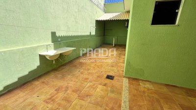 Casa, 4 quartos, 215 m² - Foto 2