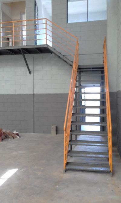 Depósito-Galpão, 750 m² - Foto 2