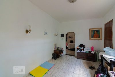 Casa, 4 quartos, 192 m² - Foto 2
