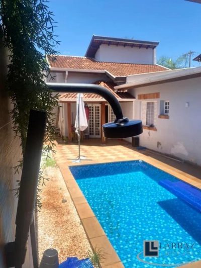 Casa, 3 quartos, 227 m² - Foto 1