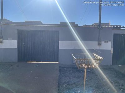 Casa, 3 quartos, 180 m² - Foto 1