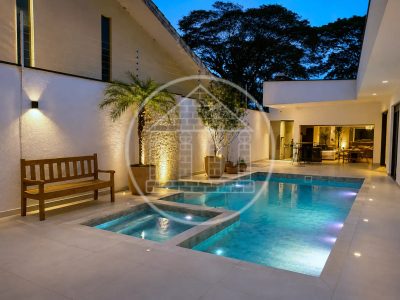 Casa, 3 quartos, 319 m² - Foto 1