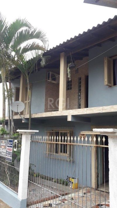 Casa, 4 quartos, 179 m² - Foto 1