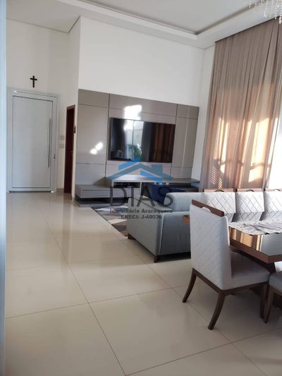 Casa, 3 quartos, 197 m² - Foto 2