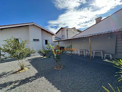 Casa, 3 quartos, 143 m² - Foto 2